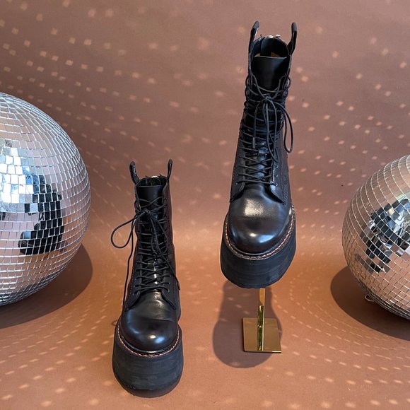 **SOLD***. R13 DOUBLE STACK BOOT BLACK SZ 7 - Picture 5 of 16